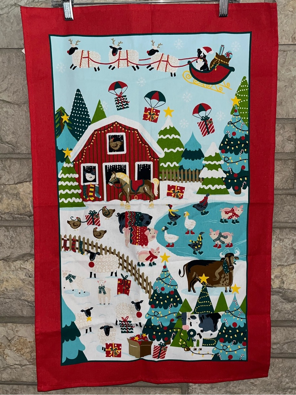 Ulster Weavers NWT Christmas On Jennie’s Farm (2019) Tea Towel